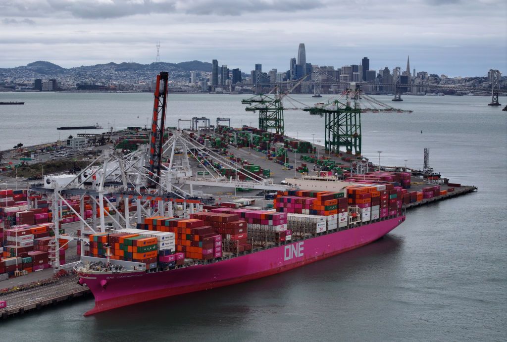 Analysts Say Trump Trade Wars Would Harm the Entire US Energy Sector, From Oil to Solar